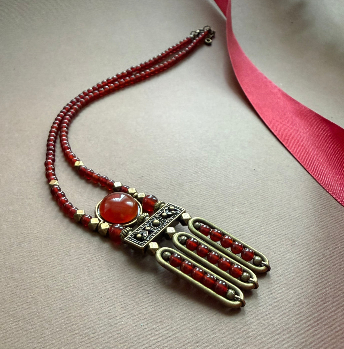 Traditional Necklace with Green and Red Agate - AFRA ART GALLERY
