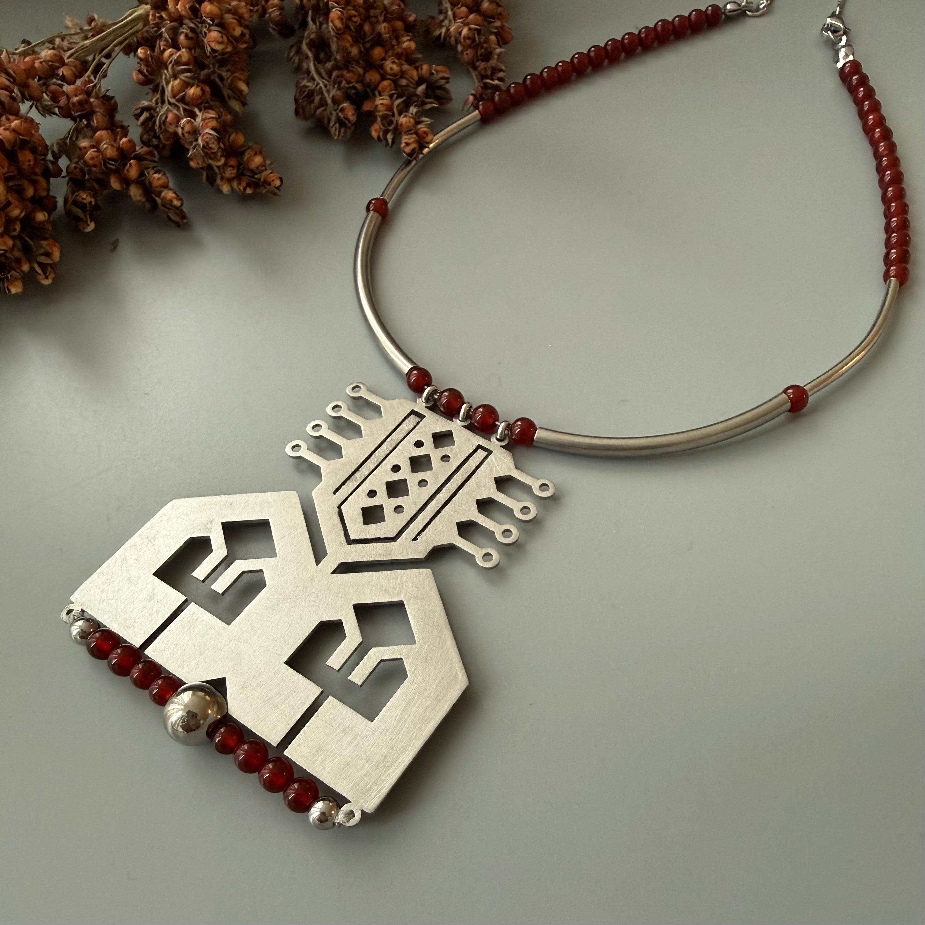 Kilim Motif Necklace with Agate