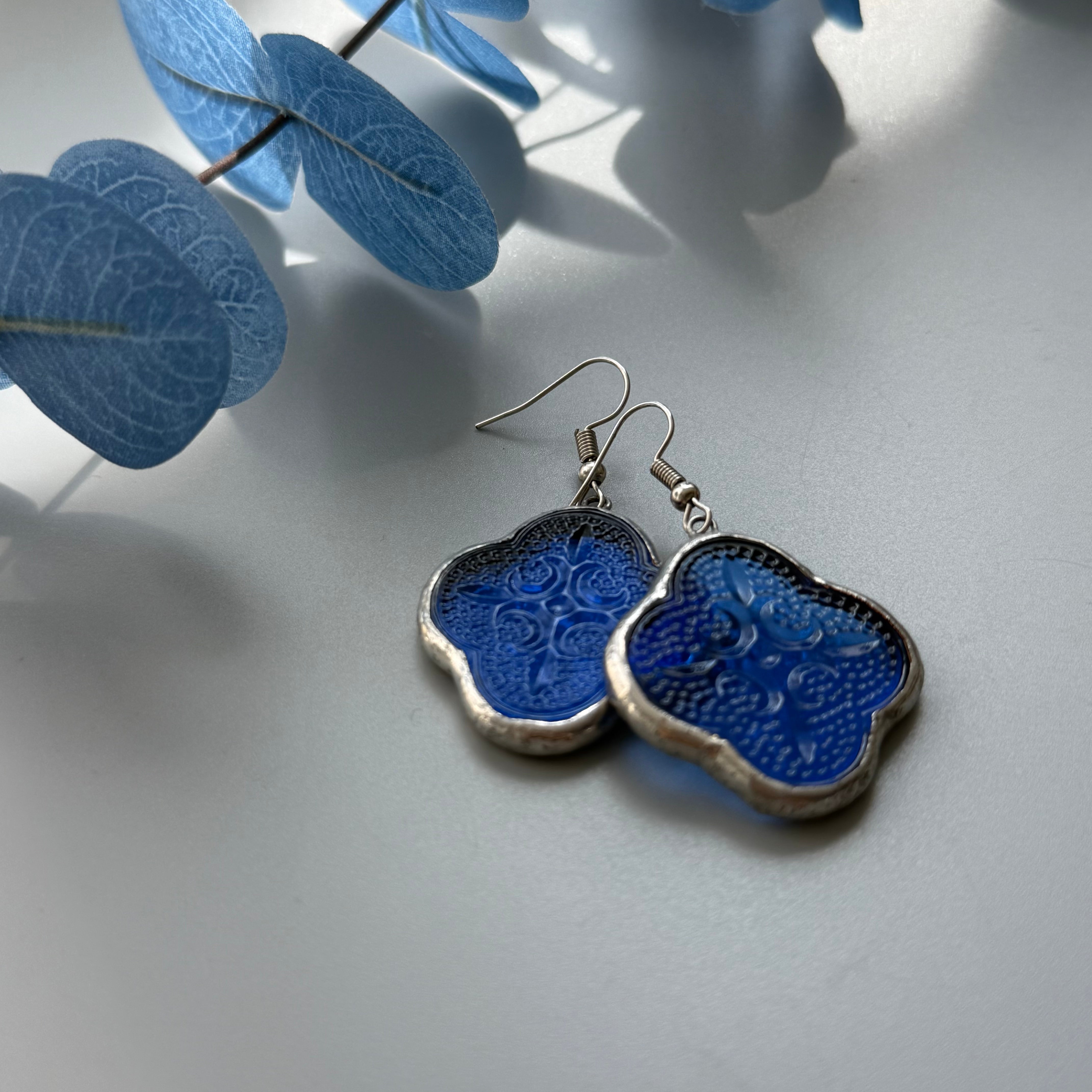 Handmade Nostalgia Glass Earrings