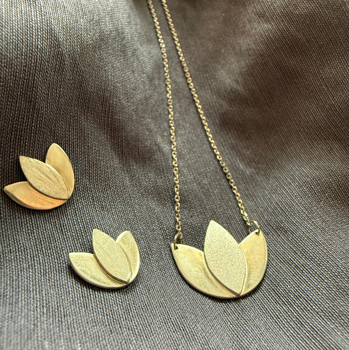 Handmade Silver Tulips Necklace and Earrings - AFRA ART GALLERY