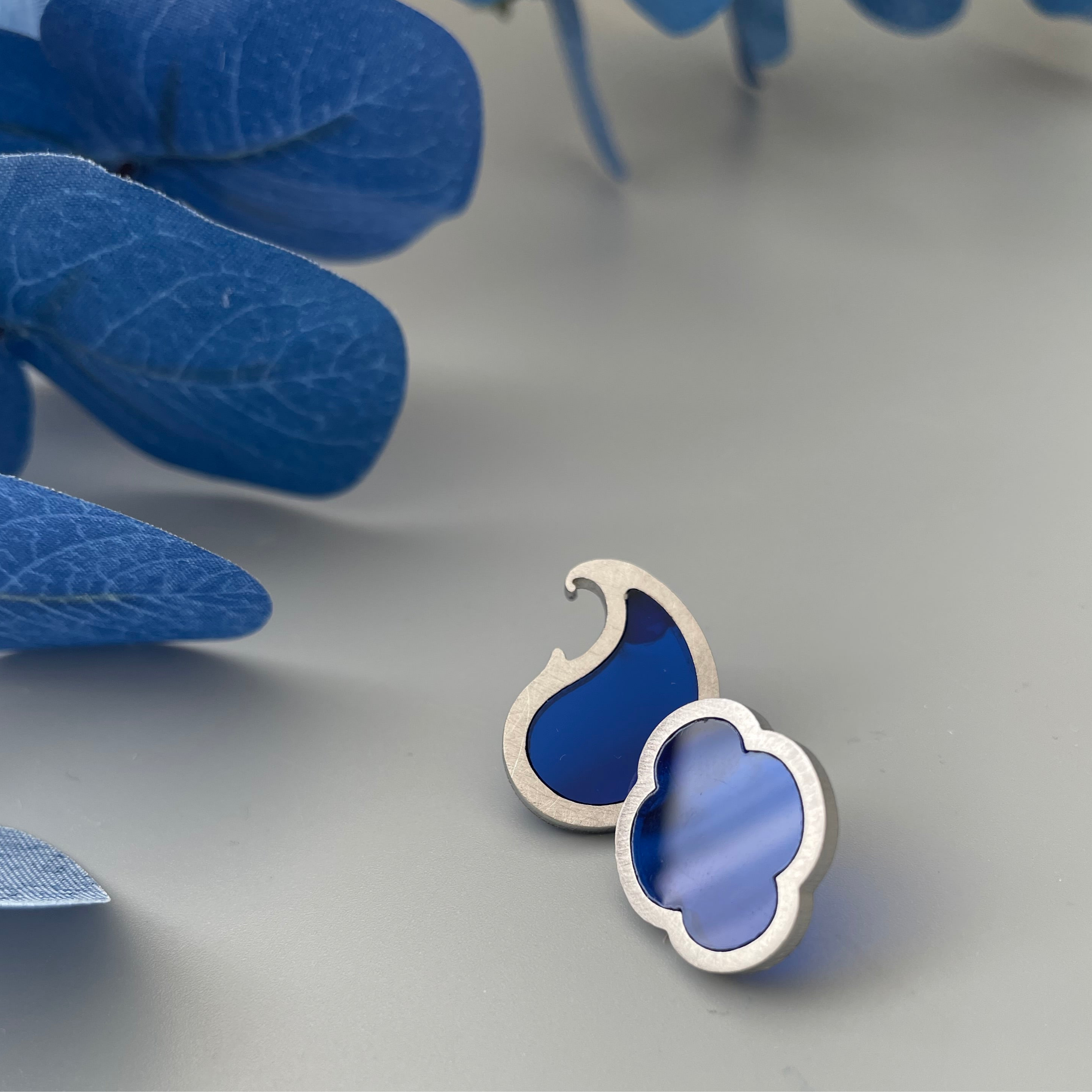 Ursi Earrings with Colorful Design