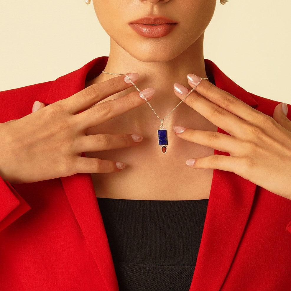 Classic Silver Necklace with Lapis Lazuli Garnet