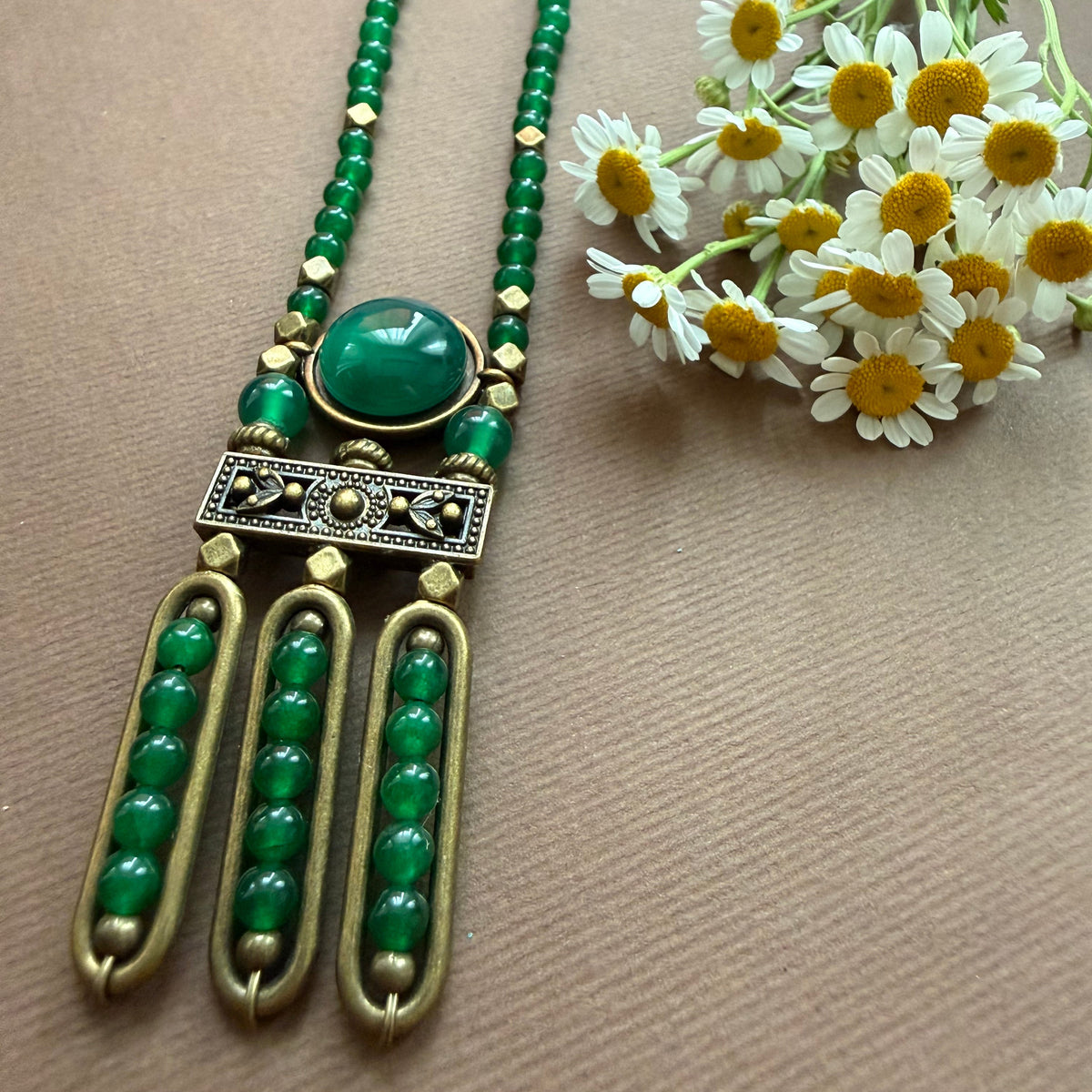 Traditional Necklace with Green and Red Agate - AFRA ART GALLERY