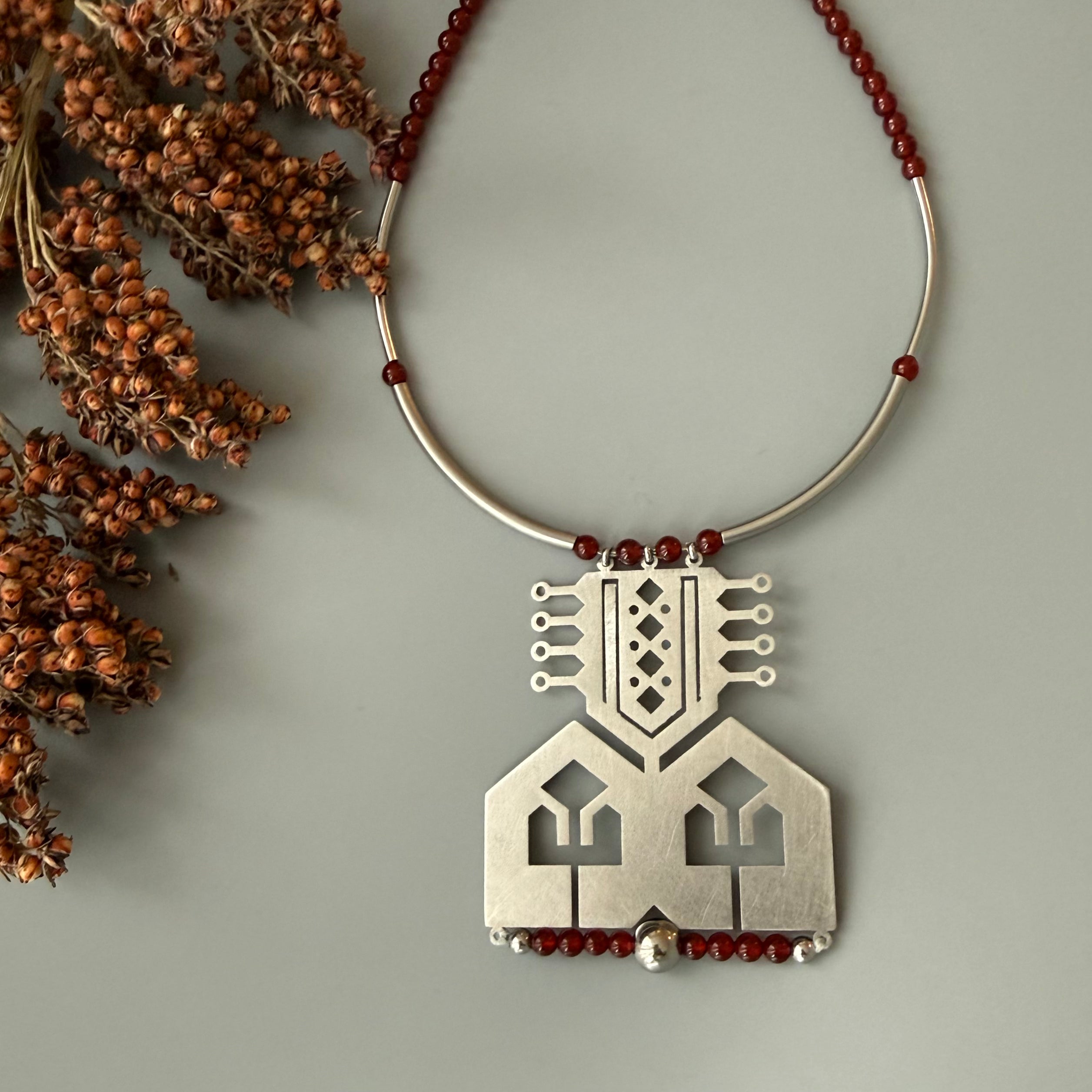 Kilim Motif Necklace with Agate